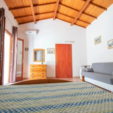 Is Cuccus Bed & Breakfast Masainas Exterior photo