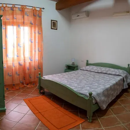 Is Cuccus Bed & Breakfast Masainas Exterior photo