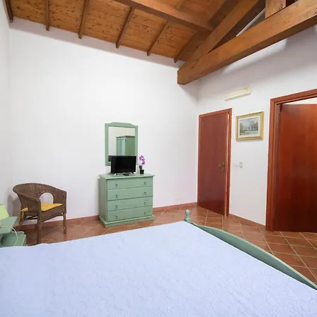 Is Cuccus Bed & Breakfast Masainas Exterior photo
